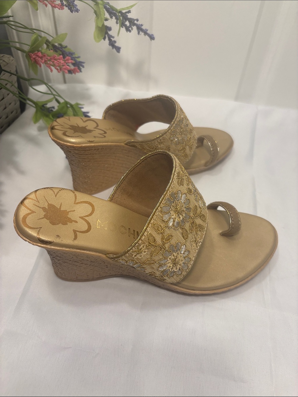 Embroidered Metallic Gold Slide Mules with Toe Loop - Picture 4 of 7